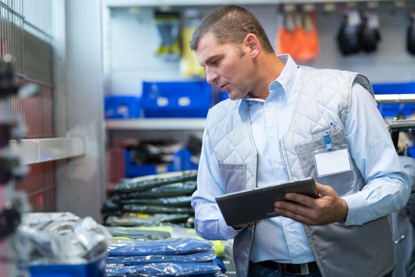 warehouse operator uses the lifo method to control inventory age and the quality of the products