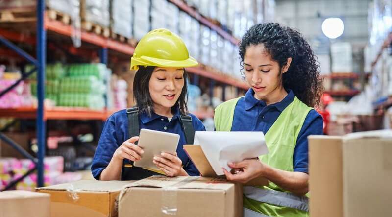 Shipping cost reduction by merging order
